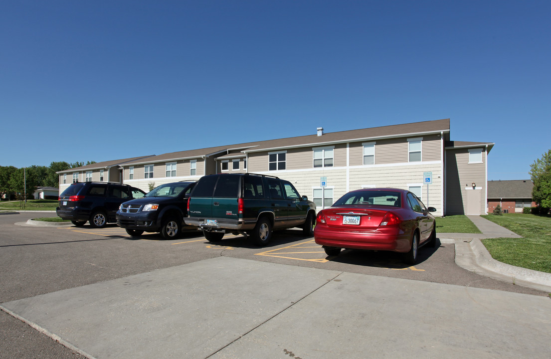 Melissa Anne Hanger Apartments in Topeka, KS - Building Photo