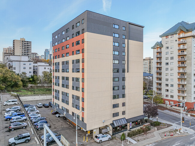 River Valley Condominiums in Edmonton, AB - Building Photo - Building Photo