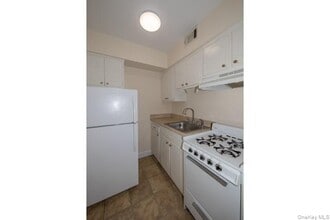 951 Oceanfront in Long Beach, NY - Foto de edificio - Building Photo