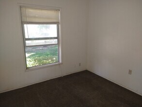 5665 N Gledhill Ave in Olivehurst, CA - Building Photo - Building Photo