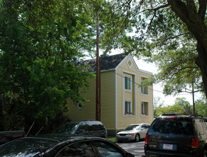 18-32 Ogier St in Charleston, SC - Building Photo - Building Photo