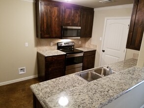 120 Crossfire Ct in Weatherford, TX - Building Photo - Building Photo