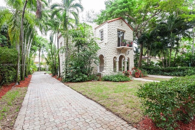 property at 1109 Ferdinand St