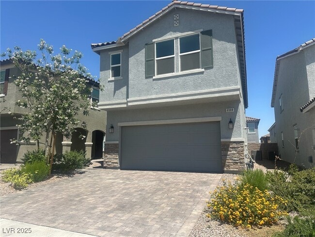 6988 Sylmar Ave in Las Vegas, NV - Building Photo - Building Photo