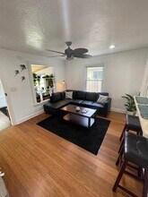 4520 Burlington Ave N, Unit STE A in St. Petersburg, FL - Foto de edificio - Building Photo