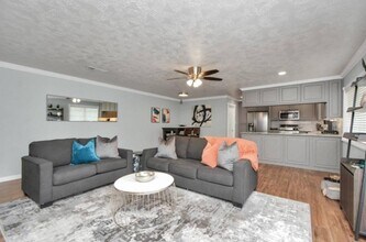 205 Ron Cir in Friendswood, TX - Building Photo - Building Photo