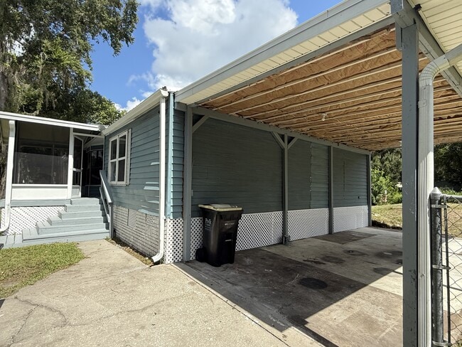 610 Wolf Run in Winter Haven, FL - Building Photo - Building Photo