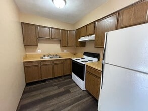 203 9th Ave in Durant, IA - Building Photo - Interior Photo