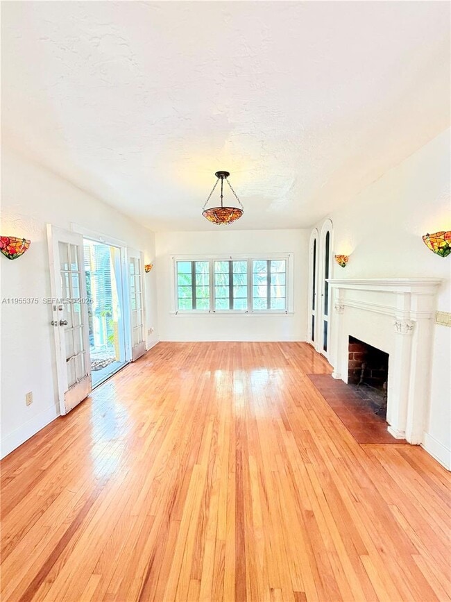 1306 Madrid St in Coral Gables, FL - Building Photo - Building Photo