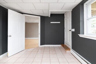 74 Lafayette St in Johnston, RI - Building Photo - Building Photo
