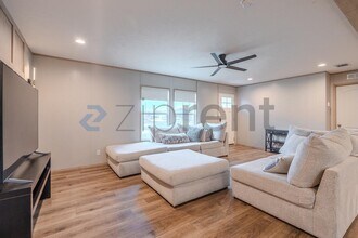 1202 Longleaf Pne St in Huffman, TX - Foto de edificio - Building Photo