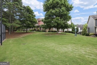 423 Royal Cres Ln E in Canton, GA - Building Photo - Building Photo