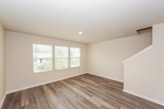 221 Kennerly Ave in Mooresville, NC - Building Photo - Building Photo