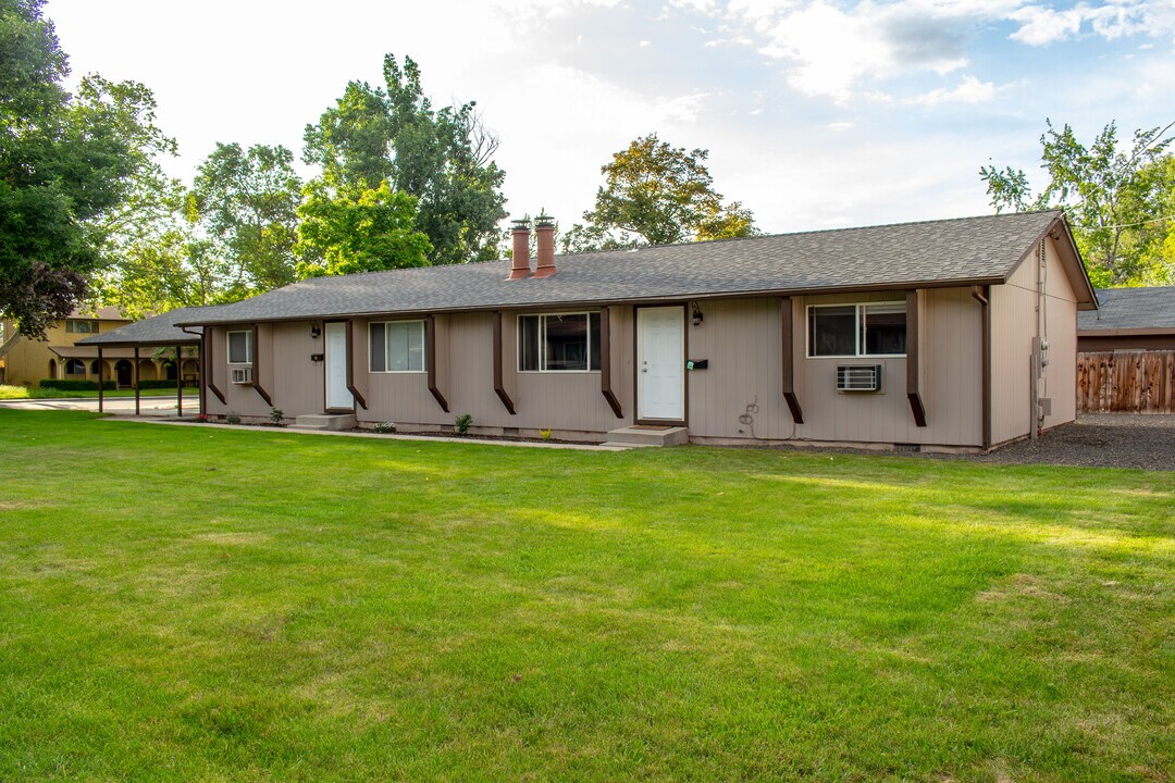 2018 S Owyhee St in Boise, ID - Building Photo