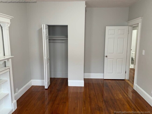 25 Linden St, Unit #1