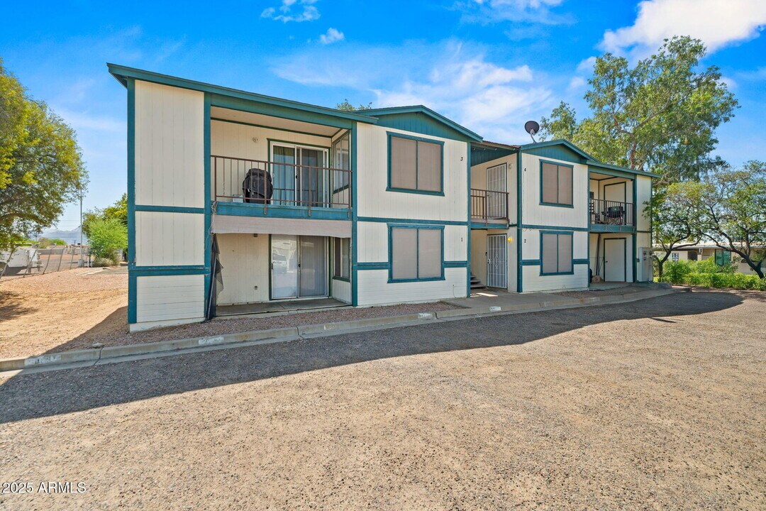 9928 E Birchwood Ave in Mesa, AZ - Building Photo
