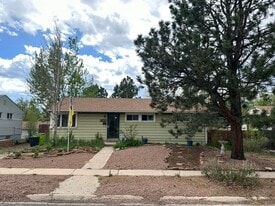 2724 Lark Dr in Colorado Springs, CO - Building Photo
