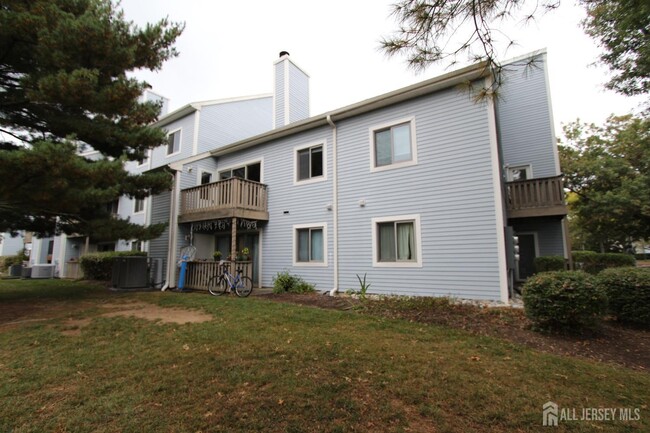 1204 Aspen Dr in Plainsboro, NJ - Building Photo - Building Photo