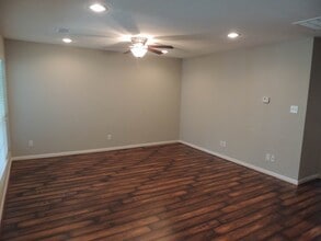 5333 Richmond Ave. in Houston, TX - Building Photo - Building Photo