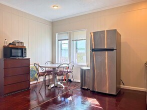 3 Englewood Ave in Brookline, MA - Building Photo - Building Photo