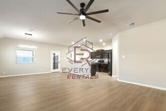 6708 Oliver Loving Dr in Killeen, TX - Building Photo - Building Photo