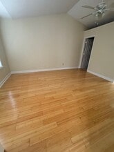 4037 Banoak St in High Point, NC - Foto de edificio - Building Photo