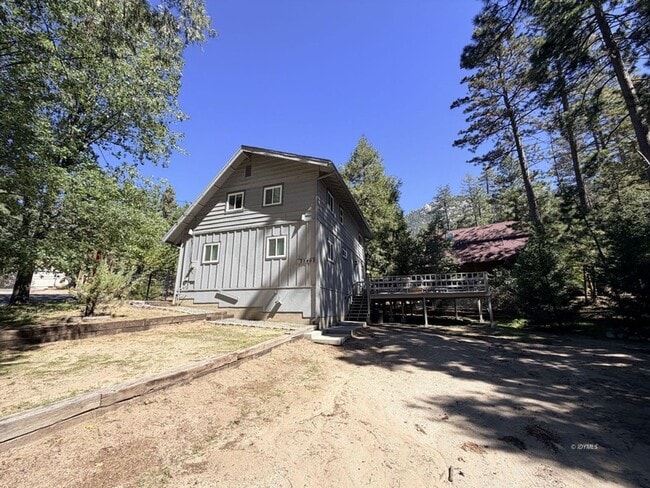 property at 25402 Lodge Rd