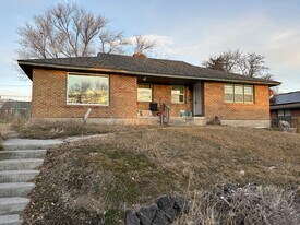 69 Toponce Dr, Unit 69 in Pocatello, ID - Building Photo