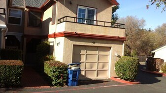 1106 Oceanaire Dr in San Luis Obispo, CA - Building Photo