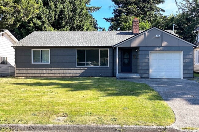 419 7th Ave NE