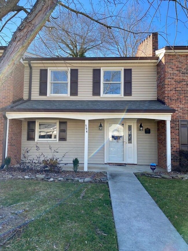property at 554 Isley Pl