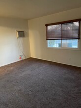 313 Bond St, Unit 315 in Redlands, CA - Building Photo - Building Photo