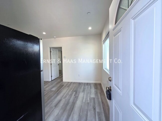 1759 Cerritos Ave in Long Beach, CA - Building Photo - Building Photo
