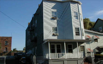 113 Godwin Ave Apartamentos