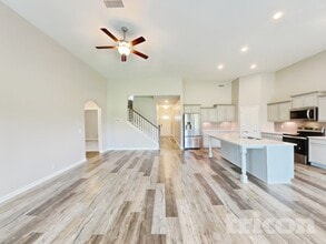 3316 Pear Blossom Way in Murfreesboro, TN - Foto de edificio - Building Photo