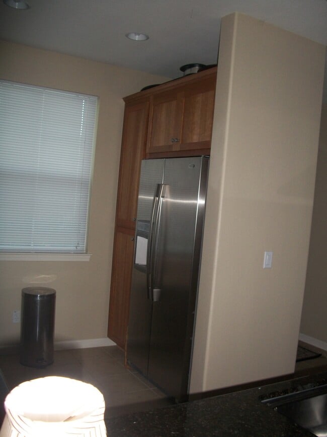 636 Falling Star Dr in Martinez, CA - Building Photo - Building Photo