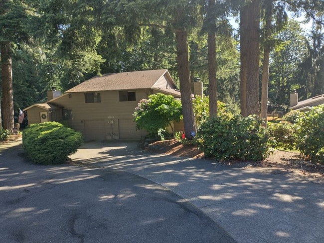 17213 Gravenstein Rd