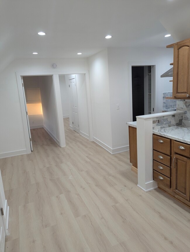 90 W 16th St, Unit 3 rd Floor