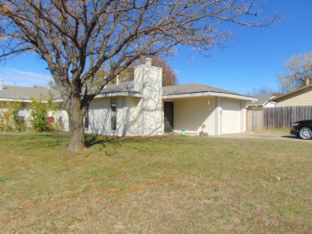 2342 S White Oak Dr in Wichita, KS - Building Photo - Other