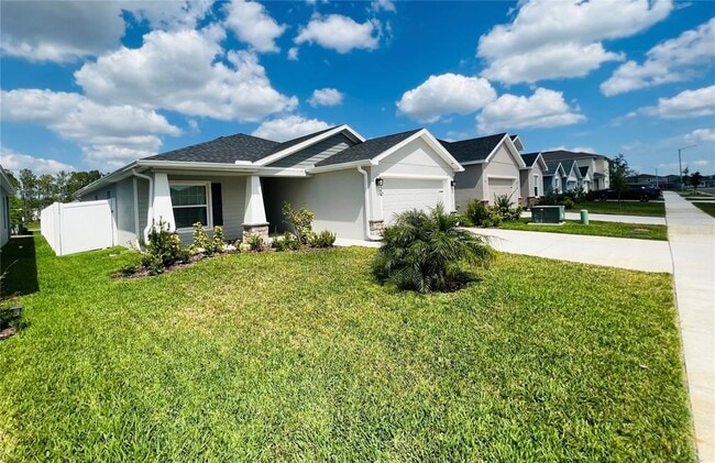 1824 Brisbane Pl in Davenport, FL - Building Photo - Building Photo