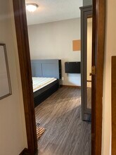 5665 Wood Duck Cir, Unit Main level in Excelsior, MN - Building Photo - Building Photo