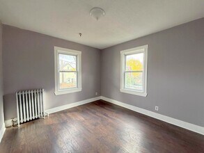 196 Sherman St, Unit 2 in Cambridge, MA - Building Photo - Building Photo