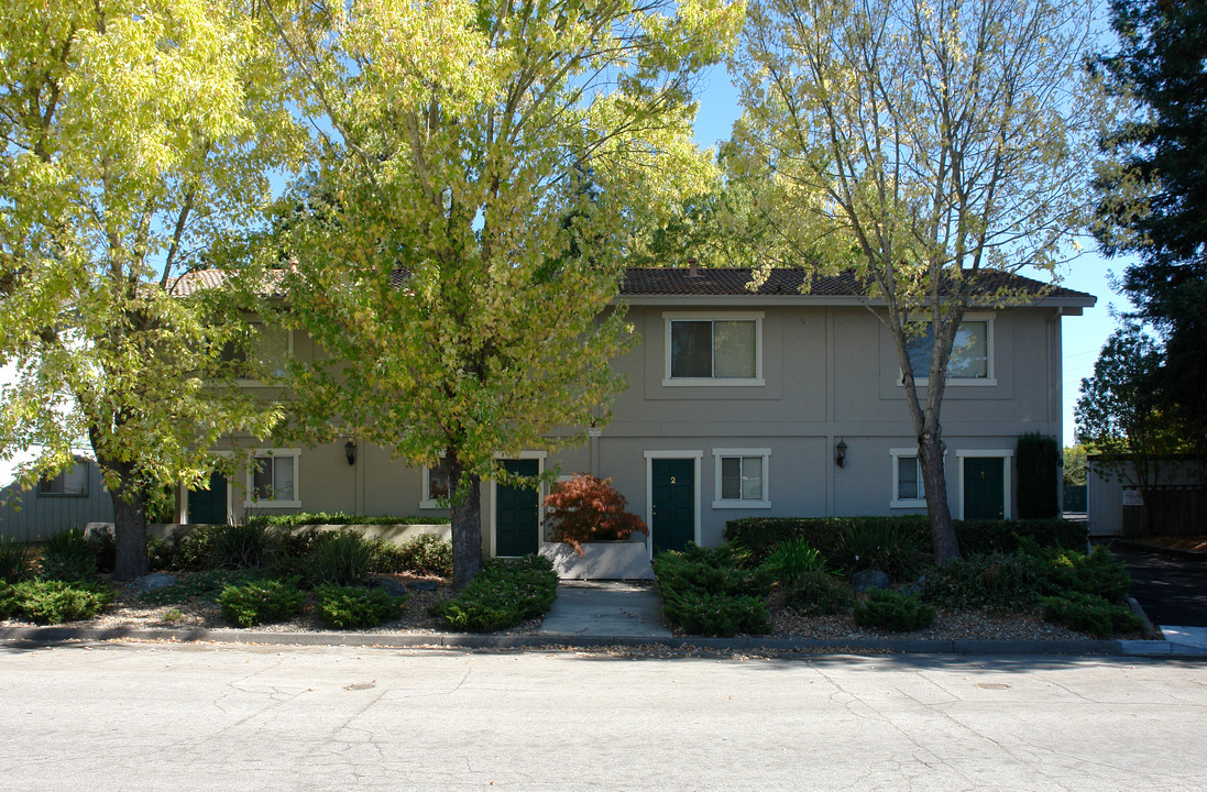 48 Lark Center Dr in Santa Rosa, CA - Building Photo