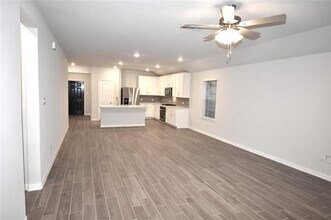 5408 Locke Dr in Denton, TX - Foto de edificio - Building Photo