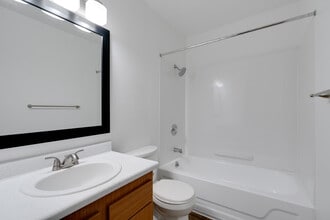 Parklane Apartments in Vancouver, WA - Foto de edificio - Interior Photo