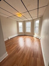 72 Broadway in Methuen, MA - Building Photo - Building Photo