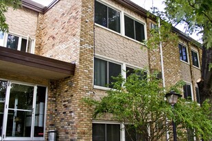 2536 Lyndale Ave S Apartamentos