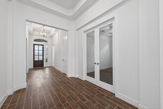 18338 Tiger Flowers Dr in Conroe, TX - Building Photo - Building Photo