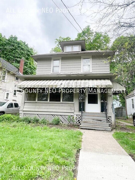 728 Dayton St in Akron, OH - Building Photo