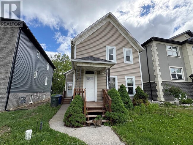 property at 454 Crawford Ave